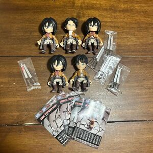 Attack on Titan Anime Miniature Figures Lot of 5 with accessories and cards